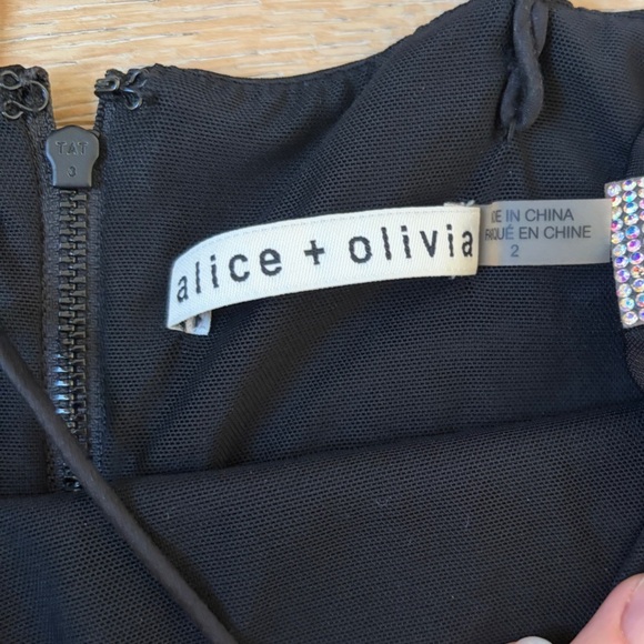 $295 Alice+Olivia Noni Women Sz 2 Mini Silk-Blend Dress Black Y2K disco sexy *T2 - Picture 4 of 4